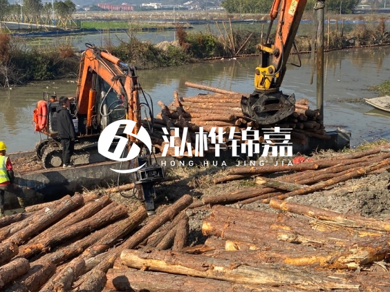 水泥仿木樁施工隊泓樺錦嘉 - 水泥樁打樁的單價是多少？